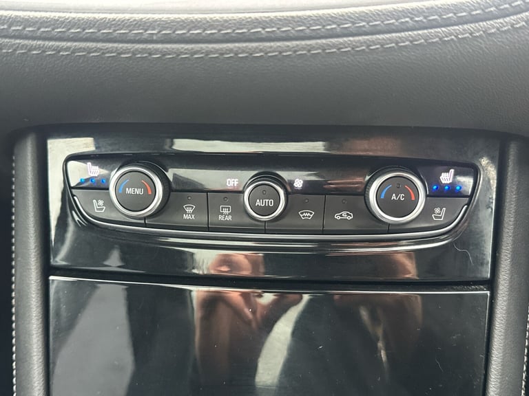 2019 Vauxhall Grandland X 1.5 Turbo D Elite Nav 5dr HATCHBACK DIESEL Manual