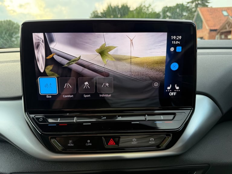 2021 71 REG VOLKSWAGEN ID4 - 77 kWh - LIFE PRO PERFORMANCE - ELECTRIC - 1 OWNER