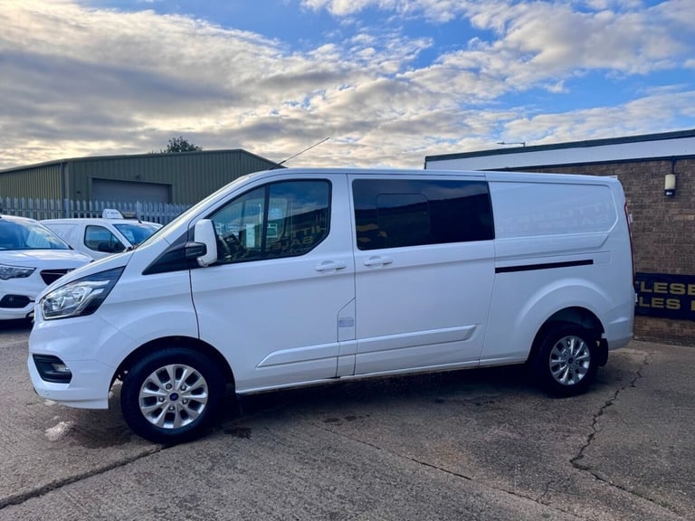 2022 Ford Transit Custom 2.0 EcoBlue 130ps Low Roof D/Cab Limited Van PANEL VAN DIESEL Manual