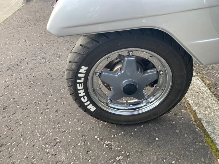Piaggio, VESPA, 2016, 123 (cc)