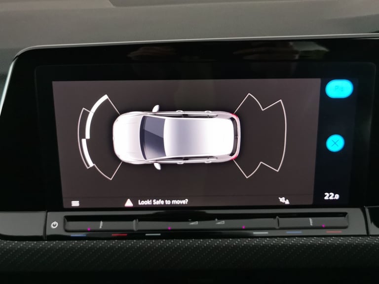 2023 Volkswagen Golf 1.5 TSI R-Line Hatchback 5dr Petrol Manual Euro 6 (s/s) (130 ps) - LED - HE ...