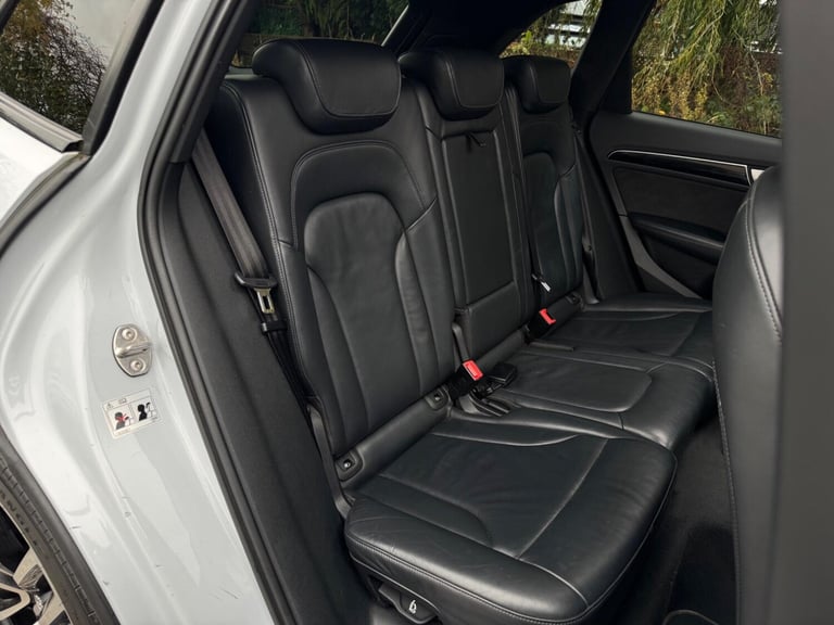  Audi Q5 2.0 TDI S line Plus Special Edition S Tronic quattro Euro 6 (s/s) 5dr Diesel Automatic