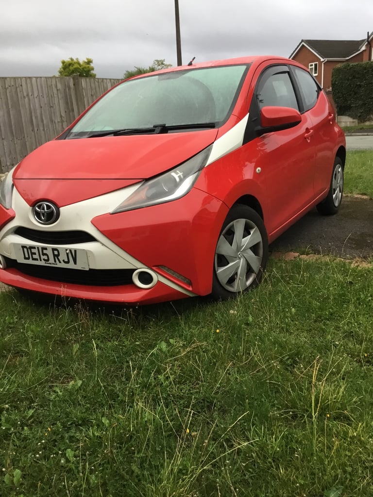 image for Toyota, AYGO, Hatchback, 2015, Manual, 998 (cc), 5 doors