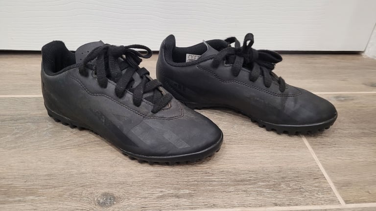 image for Adidas junior size 3 football boots