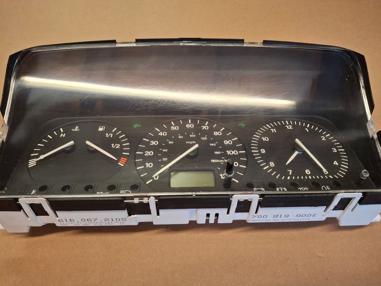VW Volkswagen T4 Transporter instrument cluster speedometer dashboard 