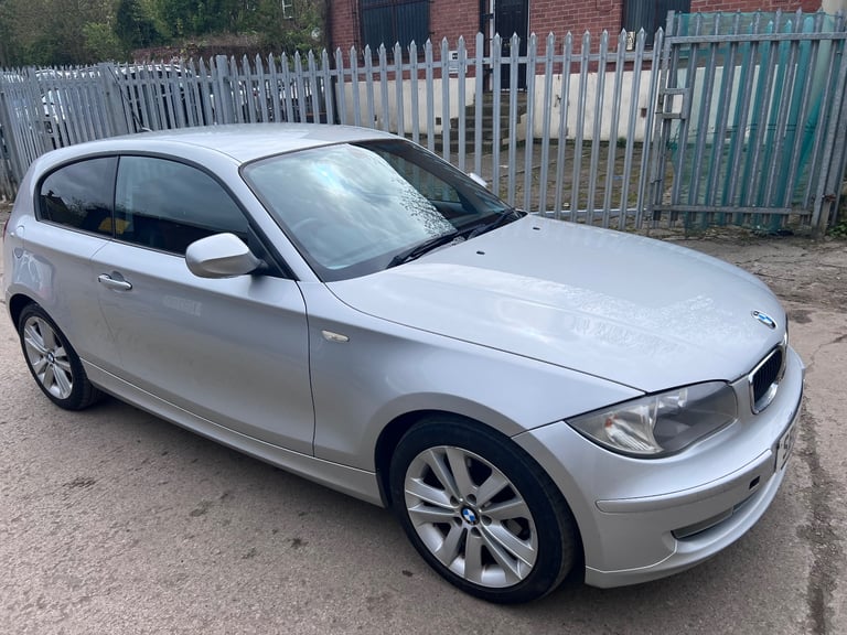 BMW, 1 SERIES, Hatchback, 2011, Manual, 1995 (cc), 3 doors