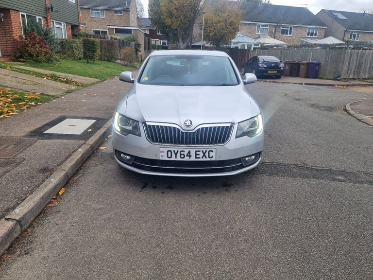 Skoda, SUPERB, Hatchback, 2014, Manual, 1968 (cc), 5 doors