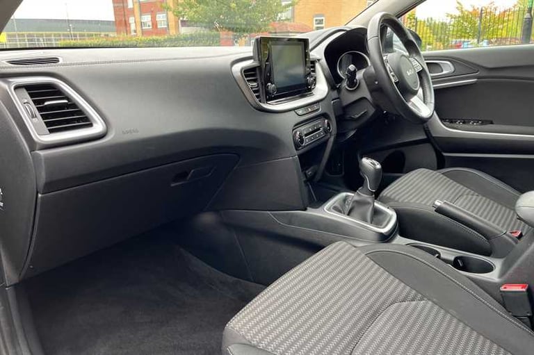 2022 Kia XCeed 1.0T GDi ISG 2 5dr HATCHBACK PETROL Manual