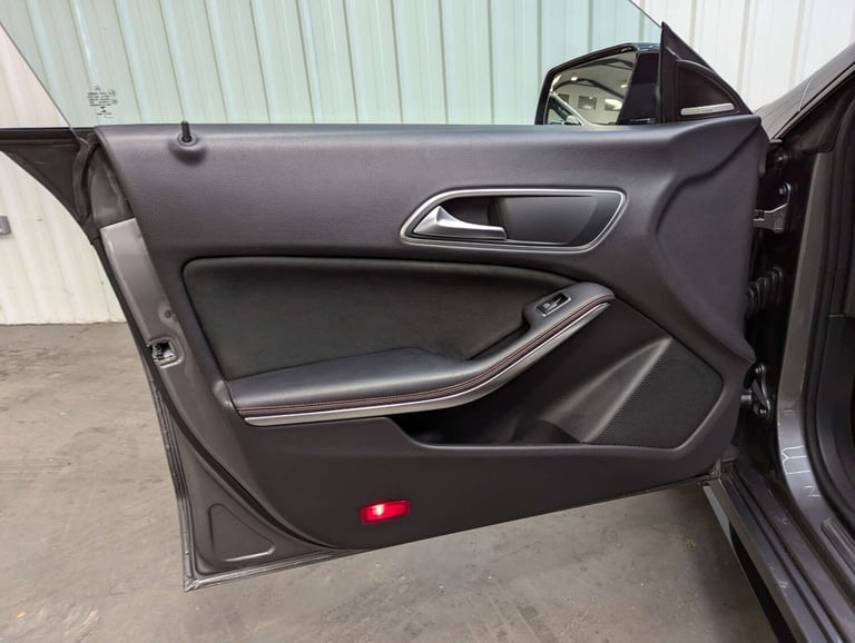 2016 Mercedes-Benz CLA 2.0 AMG CLA 45 4Matic Auto 4WD 4dr Saloon Petrol Automatic