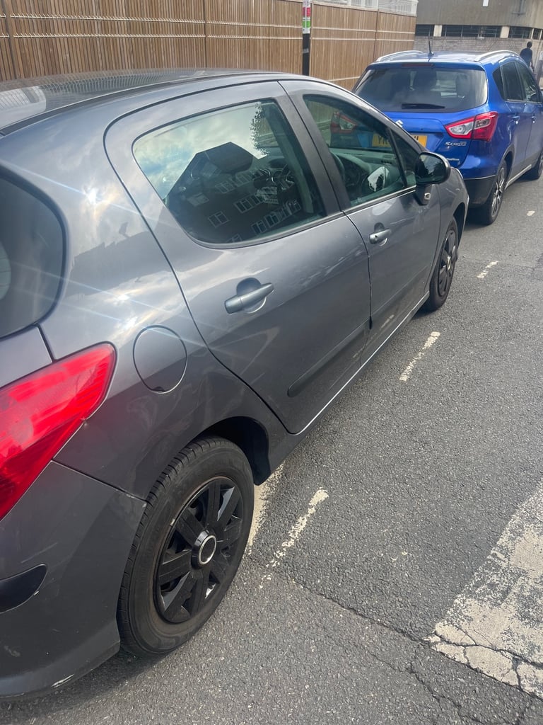 1,900 no offers Peugeot, 308, Hatchback, 2011, Other, 1598 (cc), 5 doors