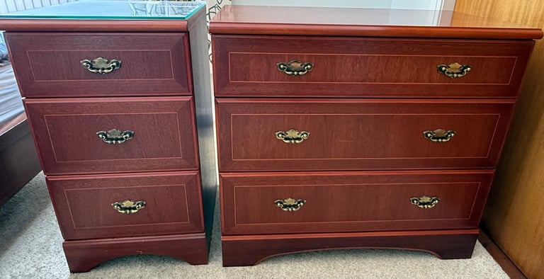 McIntosh Dressing Table & Drawers