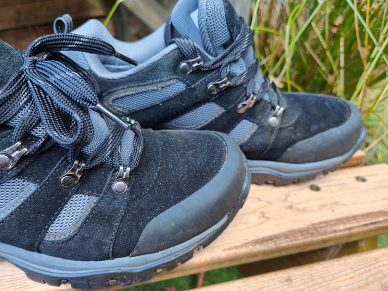 Mountain Warehouse Isodry waterproof breathable men boots size UK 6