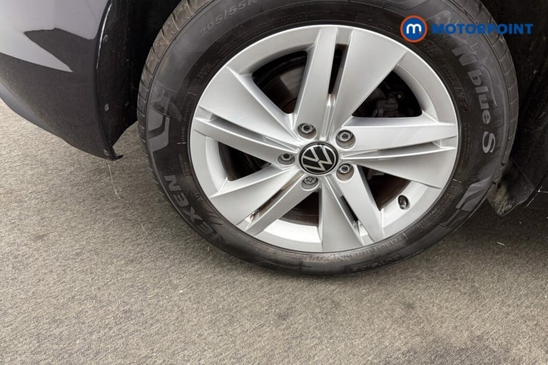 2021 Volkswagen Golf 1.5 eTSI 150 Life 5dr DSG Hatchback Petrol Automatic