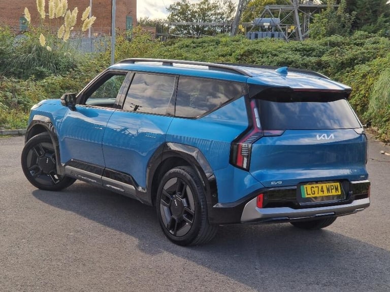 2024 Kia EV9 99.8kwh Gt Line Suv 5dr Electric Auto Awd (378 Bhp) ESTATE Electric Automatic