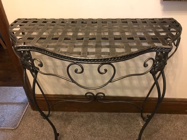 Metal half table