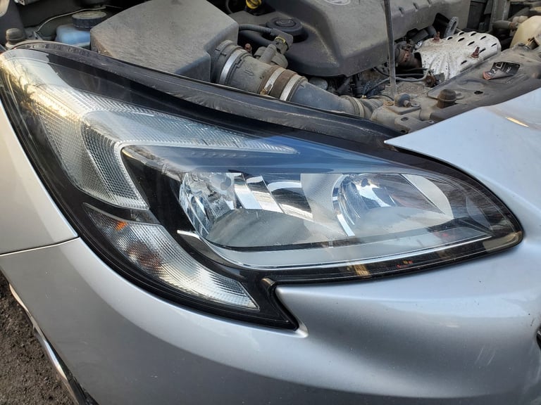 BREAKING : VAUXHALL CORSA E (2015-19)	1.3d	colour:	Z176 , engine:	LKU / B13DTR