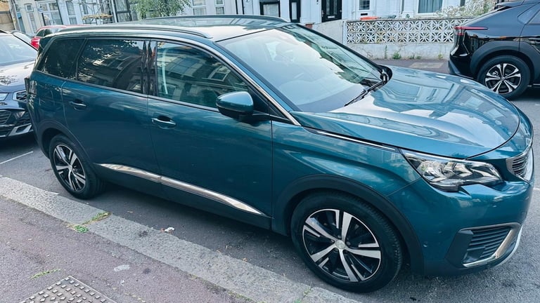 Peugeot, 5008, Hatchback, 2018, Semi-Auto, 1199 (cc), 5 doors