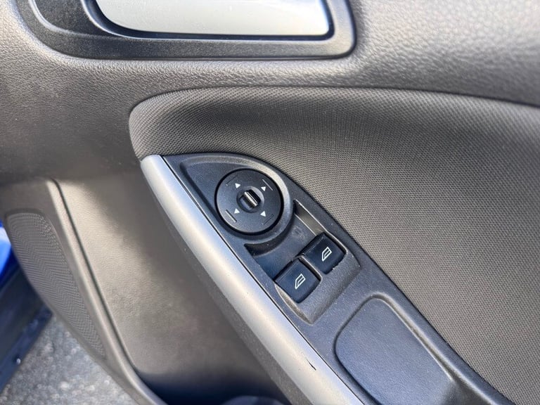 Ford Focus ZETEC TDCI