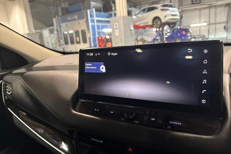 2023 Nissan Qashqai 1.3 DIG-T MHEV N-Connecta SUV 5dr Petrol Hybrid XTRON Euro 6 (s/s) (158 ps) S...