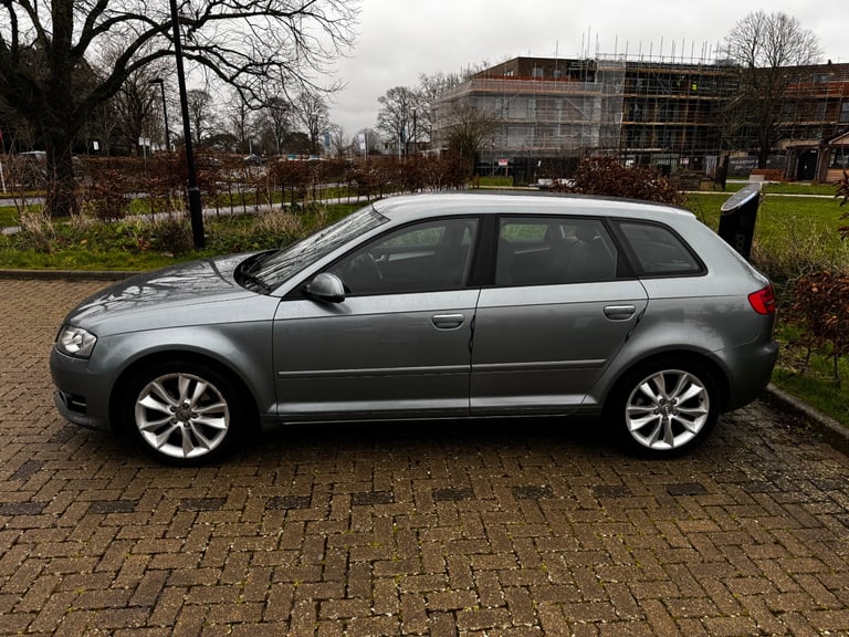 Audi, A3, Hatchback, 2011, Semi-Auto, 1968 (cc), 5 doors