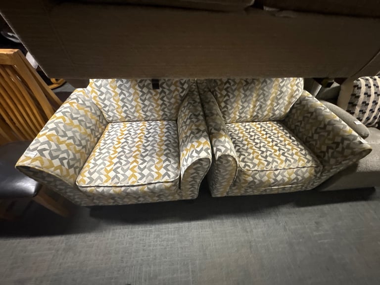 2x Armchairs 