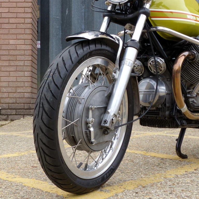 1974 MOTO GUZZI V7 SPORT – A Rare Gem in Impeccable Condition