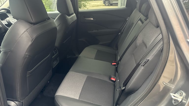 2025 Nissan Qashqai 1.3 DiG-T MH N-Connecta [Glass Roof] 5dr Petrol Hatchback Hatchback Petrol Ma...