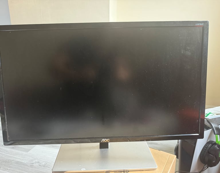 AOC 28” 4k HD monitor