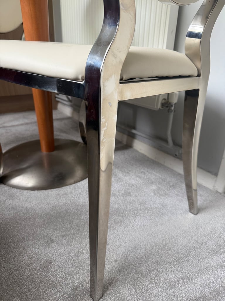 Chair &Table