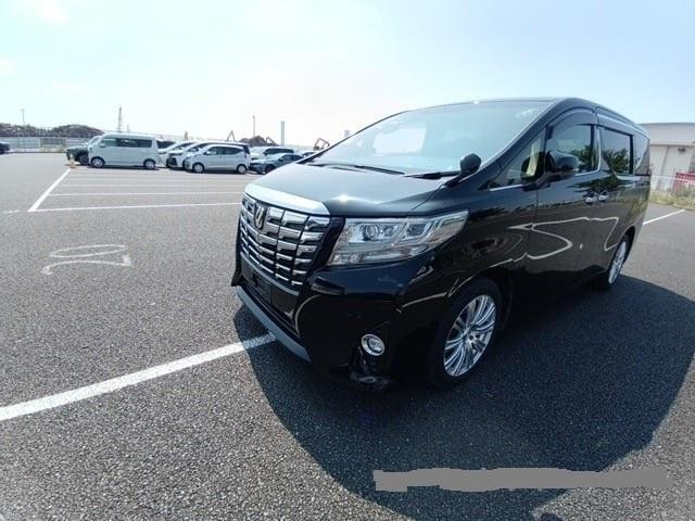 Toyota Alphard 2.5 auto black automatic 4wd only 51k miles due in november 2015