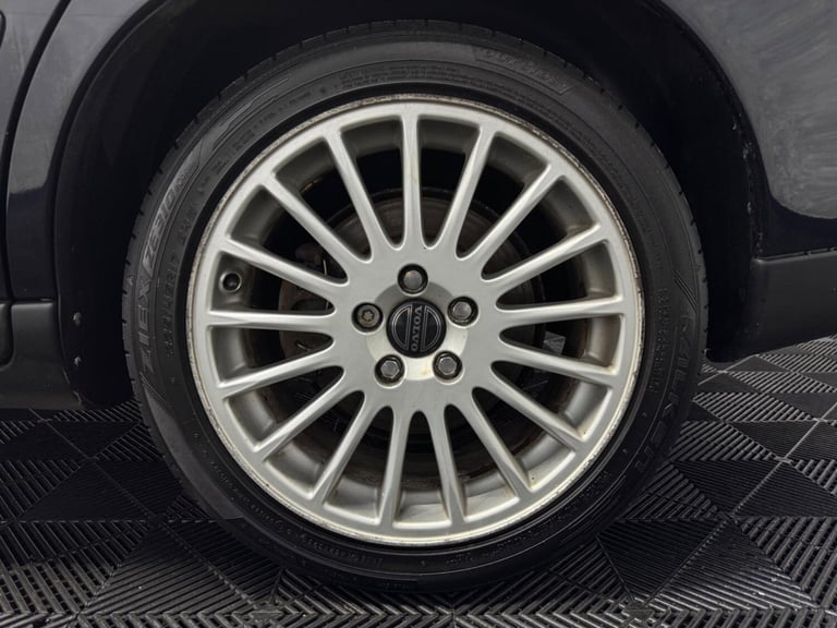 2002 Volvo S60 2.0T S 4dr SALOON Petrol Automatic