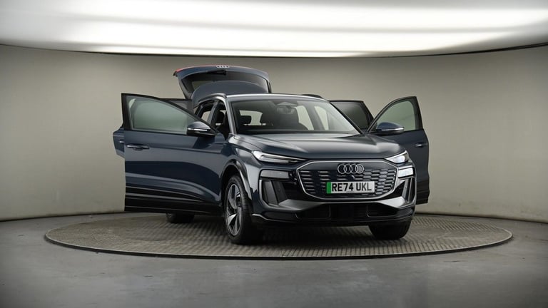 2024 Audi Q6 e-tron 100kWh S line SUV 5dr Electric Auto quattro (388 ps) SUV Electric Automatic