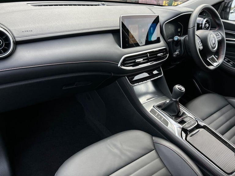 2024 MG MG HS 1.5 T-GDI Trophy SUV 5dr Petrol Manual Euro 6 (s/s) (162 ps) SUV PETROL Manual