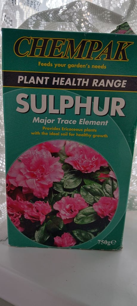 image for Sulphur chips for acid type plants