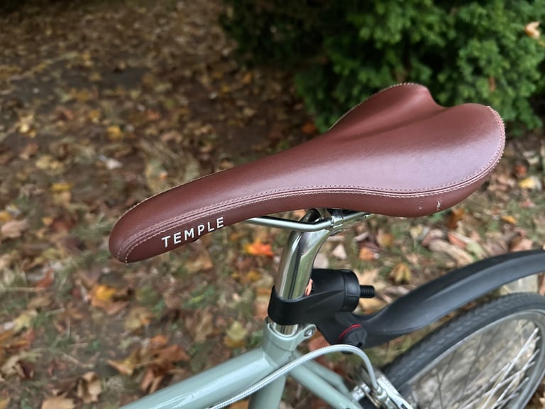 Temple Cycles City Bike Large