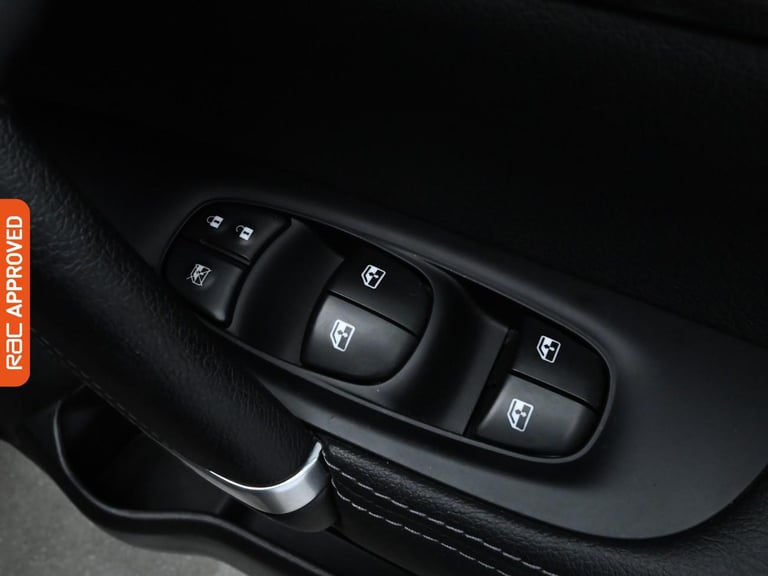 2019 Nissan Qashqai 1.3 DiG-T Tekna 5dr HATCHBACK PETROL Manual