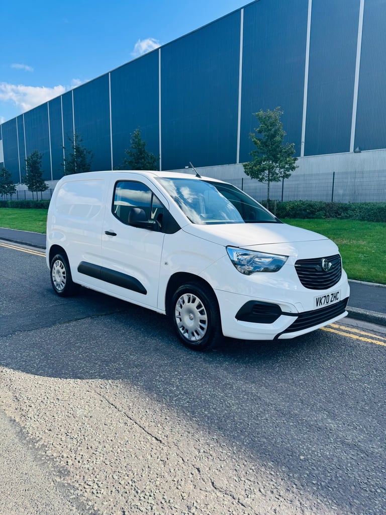 image for 2020 Vauxhall Combo 2000 1.5 Turbo D 100ps H1 Sportive Van, 91K MILES, VAT INC, PSH PANEL VAN Die...