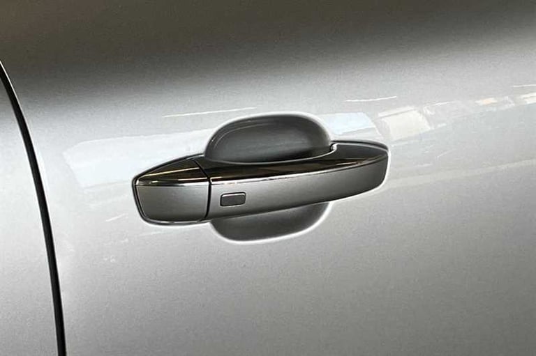 2023 MG MG HS 1.5 T-GDI PHEV SE 5dr Auto ESTATE PETROL/ELECTRIC Automatic