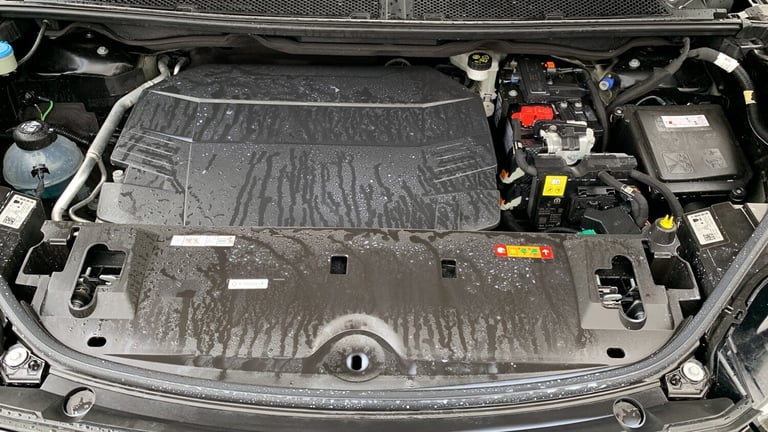 2024 Peugeot 3008 73kWh GT SUV 5dr Electric Auto (210 ps) SUV Electric Automatic