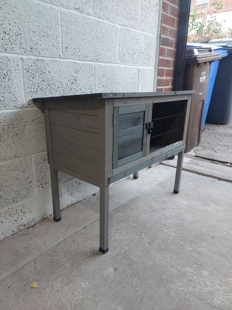 image for Rabbit / Guinea Pig Hutch