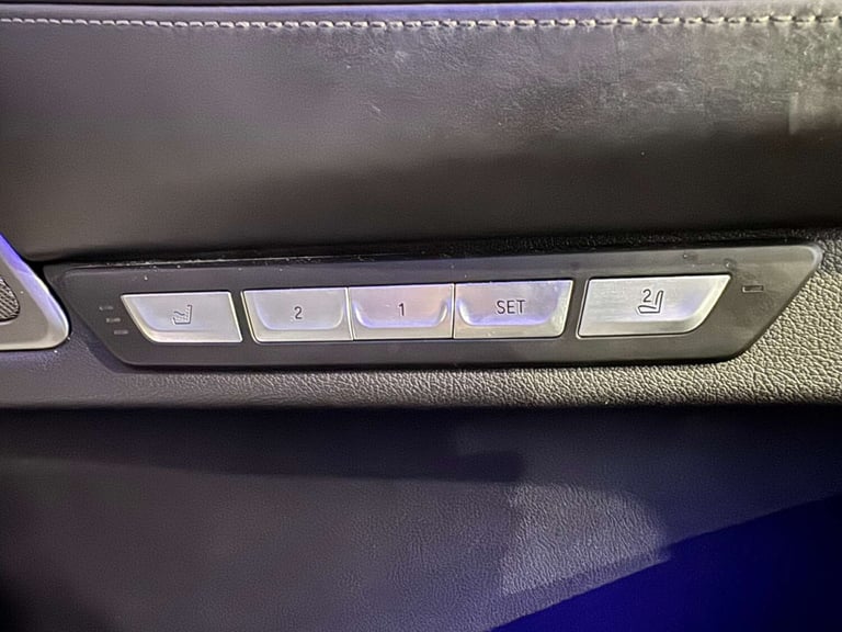 2017 BMW 7 Series 740d xDrive M Sport 4dr Auto SALOON DIESEL Automatic