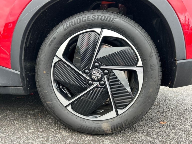 2025 MG MG S5 64kWh Trophy Long Range SUV 5dr Electric Auto (231 ps) SUV ELECTRIC Automatic