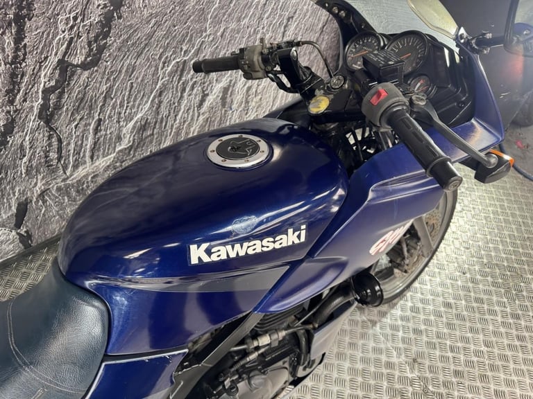 KAWASAKI GPZ500 GPZ 500 2004