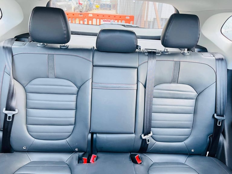 MG BREAKING 2022 HS EXCLUSIV PHV MK1 PLUG IN HYBRID 1.5 PETROL AUTO