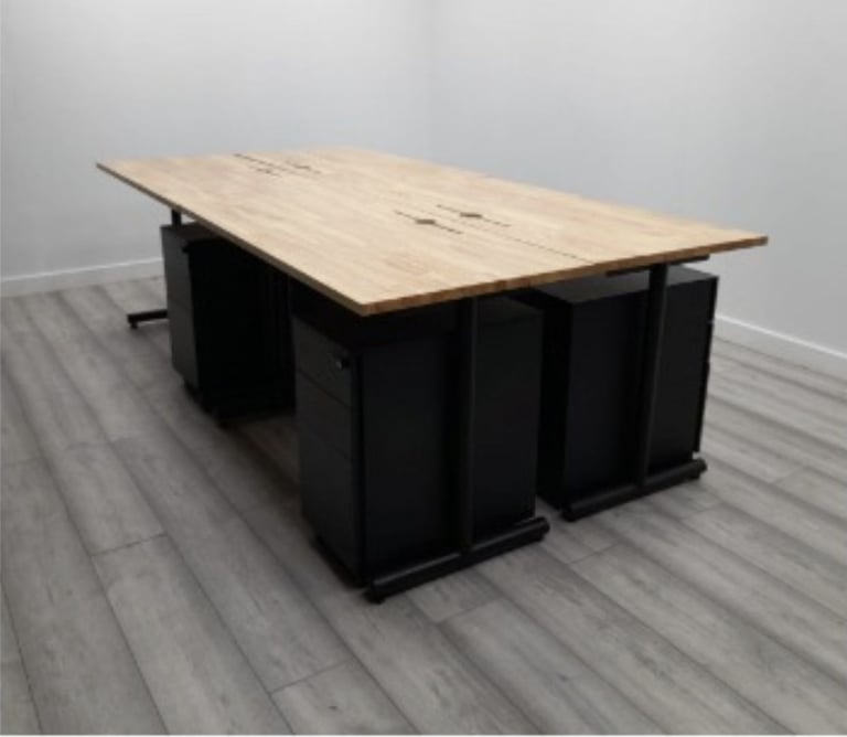SOLID OAK DESK 1220 X 600 - 200 AVAILABLE 