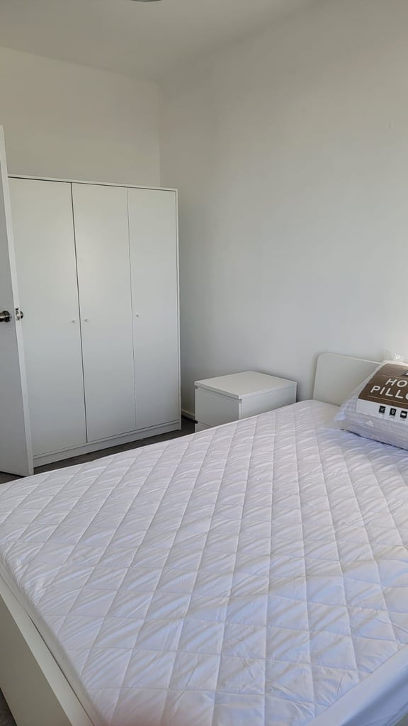 2 Bedroom with Separate Living Room 