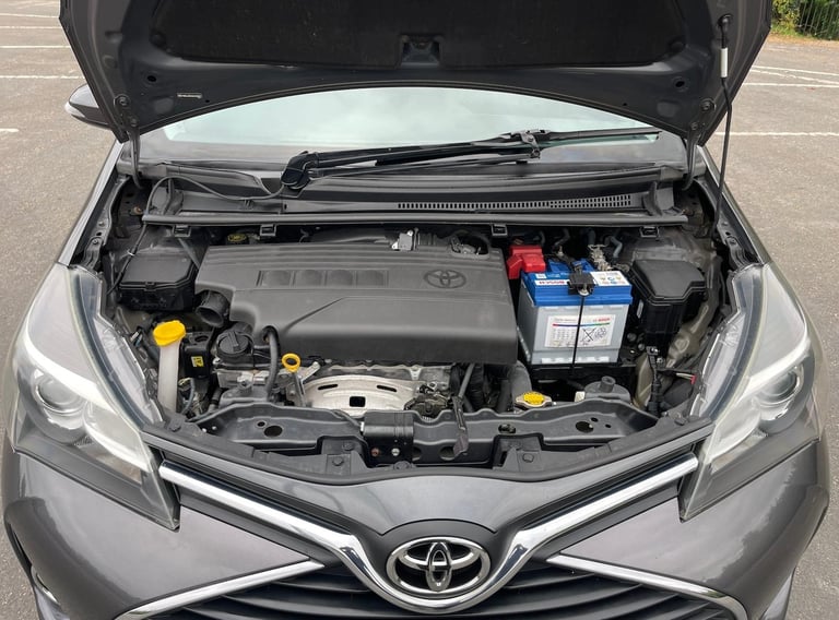 2015 Toyota Yaris 1.33 VVT-i Icon 5dr HATCHBACK Petrol Manual