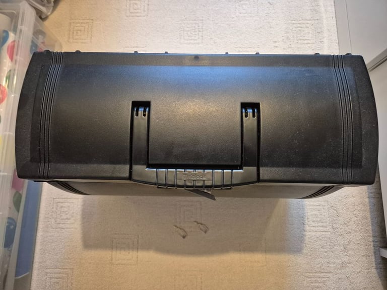 Twin lock personal file system with carry handle and 2 keys