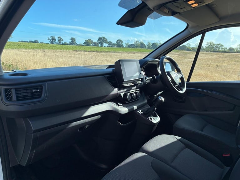 2022 Renault Trafic 2.0 dCi Blue SL28 Business+ L1 H1 Euro 6 (s/s) 5dr PANEL VAN Diesel Manual