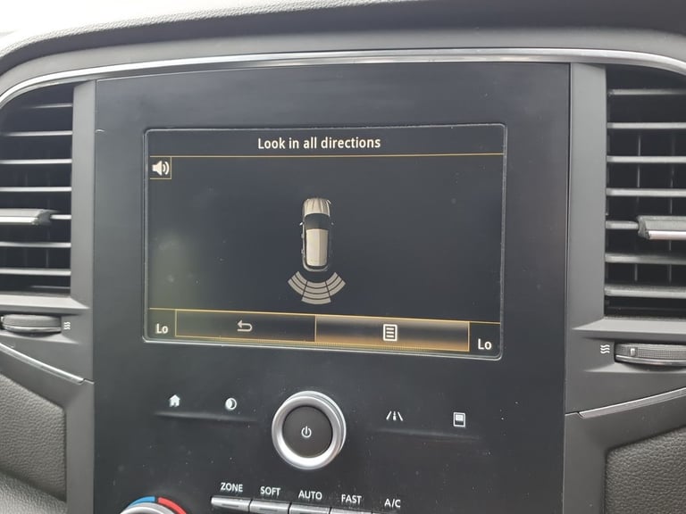 2017 Renault Megane 1.6 dCi Dynamique Nav 5dr Hatchback Diesel Manual